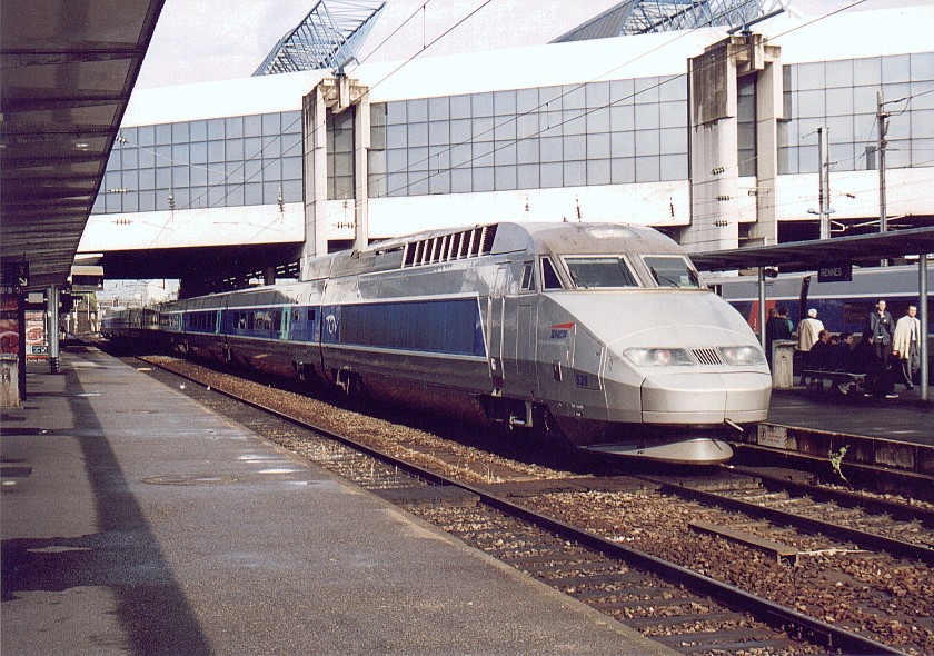 http://www2.chem.elte.hu/gigant_club/pic/fr/tgv/atlantique/tgv-rennes.JPG